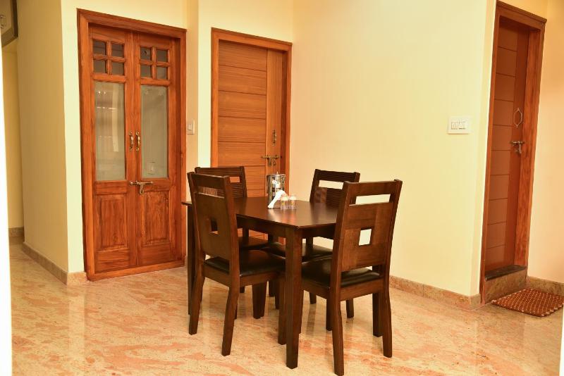 Elegant Serviced Apartment - image 9