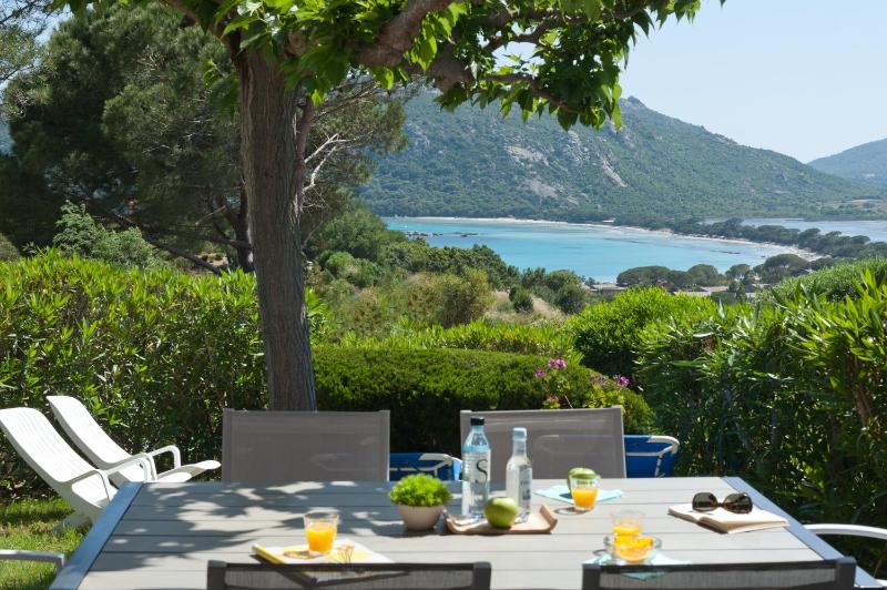 Classic Villa – 2 bedrooms - Sea view image 1