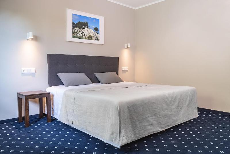 Quadruple Room image 4