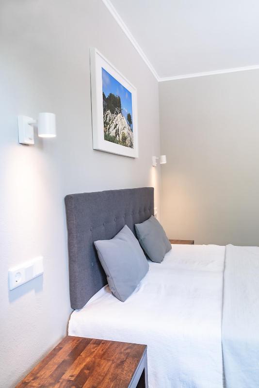Quadruple Room image 3