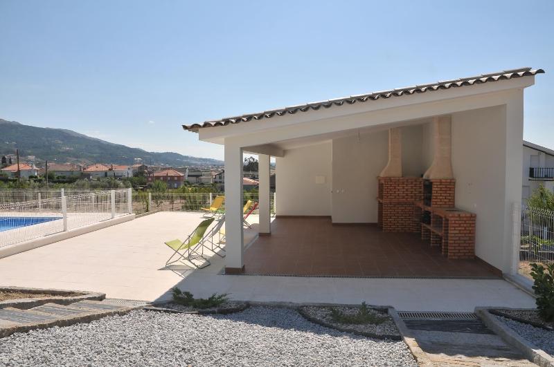Five-Bedroom House image 3