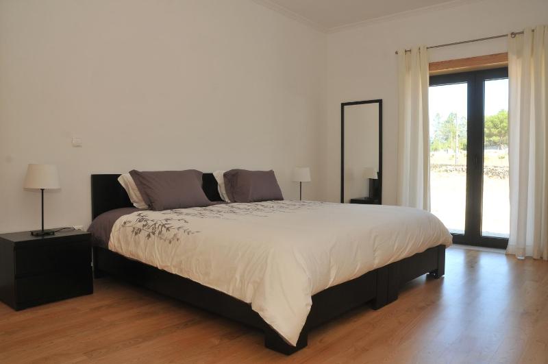 Double or Twin Room with Private Bathroom image 4
