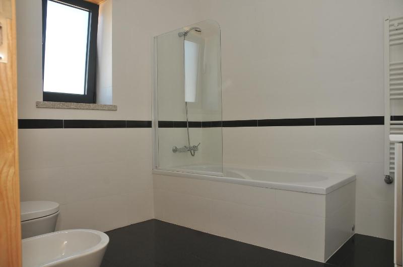 Double or Twin Room with Private Bathroom image 2