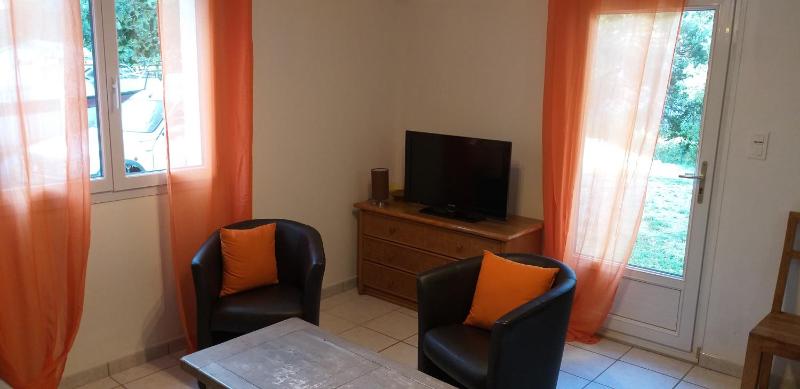 Two-Bedroom Apartment image 4