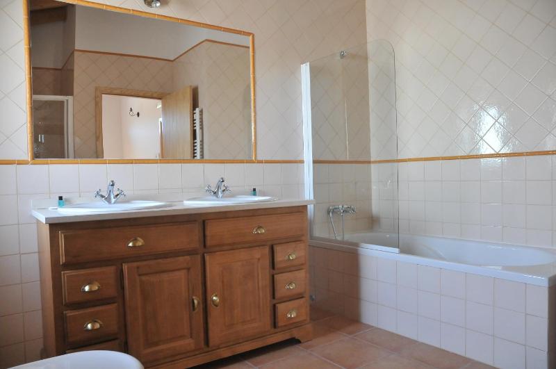 Five-Bedroom House image 2
