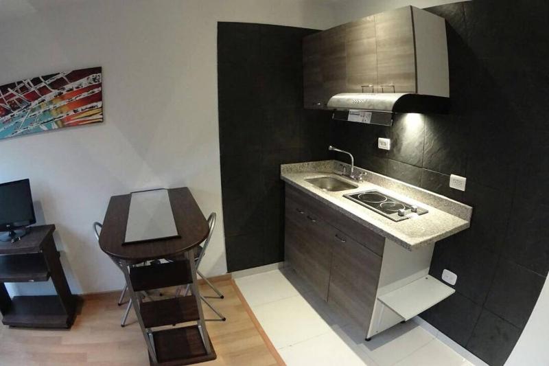 COSY STUDIO APARTMENT GREAT LOCATION (203) - image 4