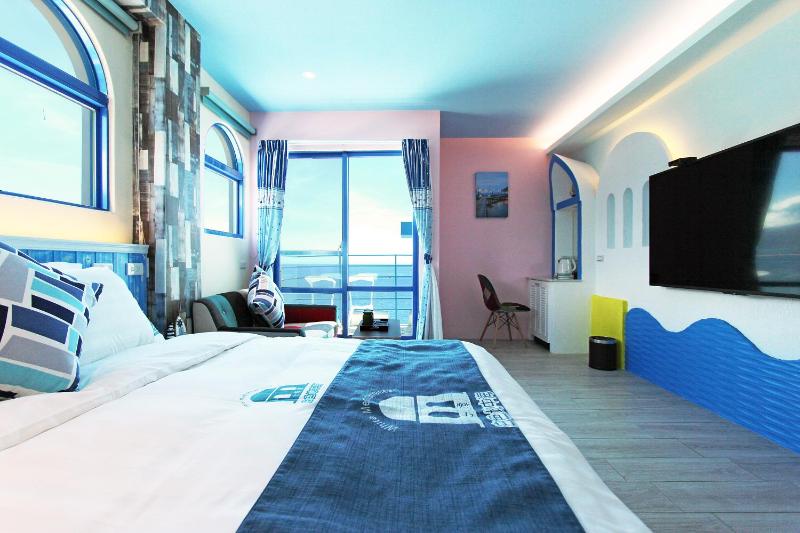 White Mediterranean - image 49