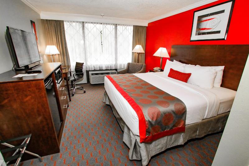 King Room -  Non-Smoking image 3