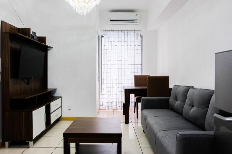 Minimalist 2BR Apartment at M-Town Residence By Travelio - image 15