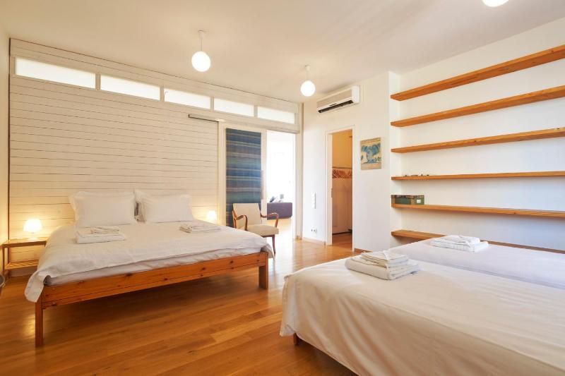 Apartment with Terrace image 4