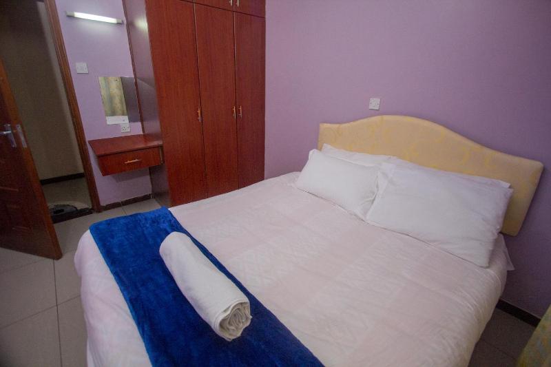 Essy's Furnished Homes Nakuru with pool & GYM - image 9