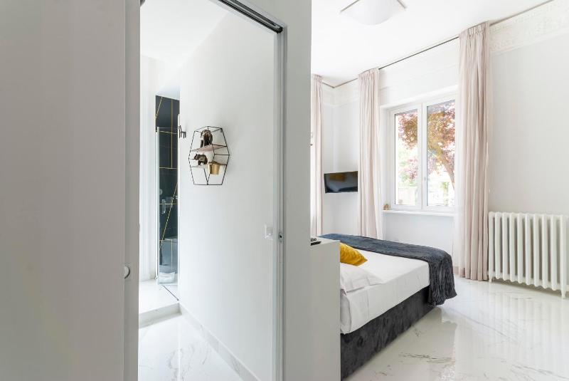 Superior Double Room N.23 image 3