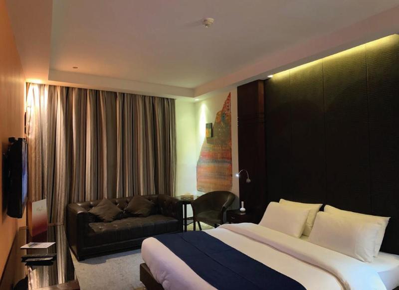 Suite image 3