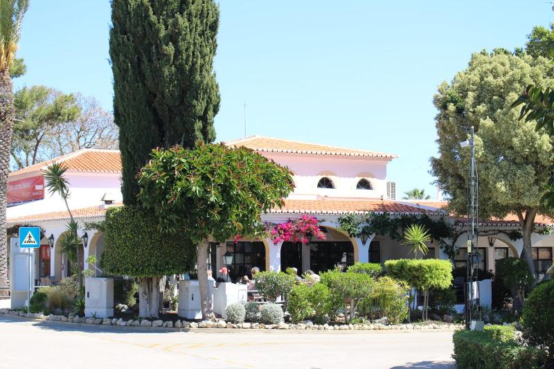 Rocha Brava Village Resort - image 32