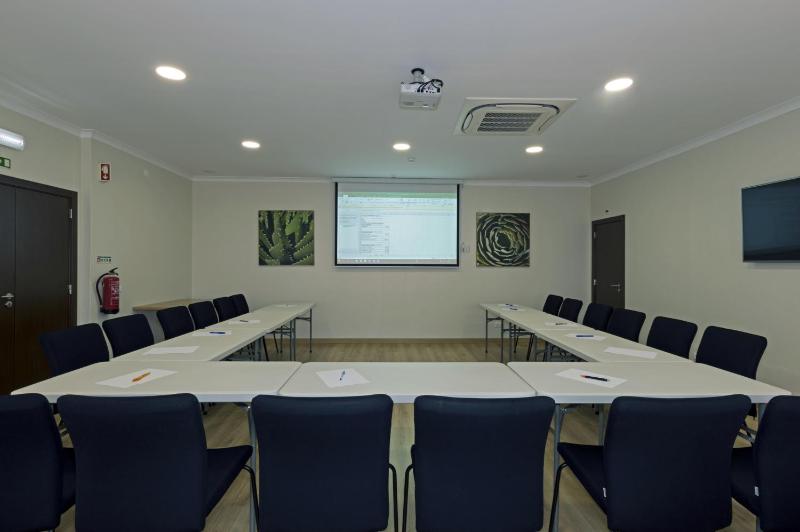 Rocha Brava Village Resort - image 4