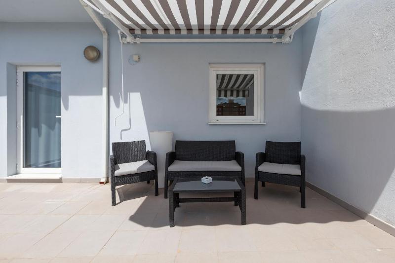 Double Room with Terrace image 4