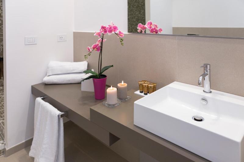 Superior Apartment image 2