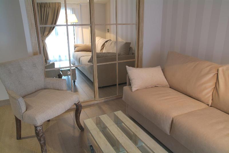 Suite (2 Adults) image 1