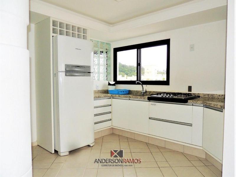 1060 - Cobertura Duplex com Linda Vista Para o Mar - image 29
