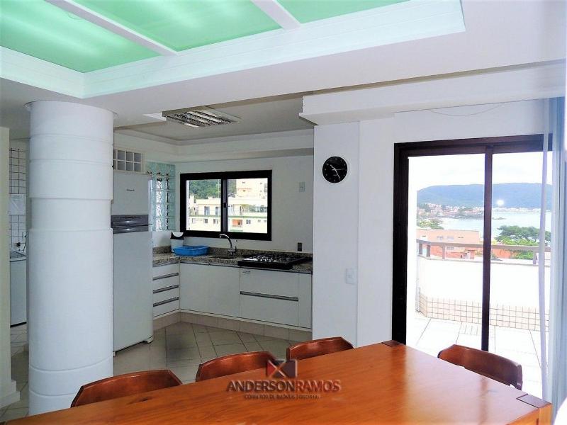 1060 - Cobertura Duplex com Linda Vista Para o Mar - image 22