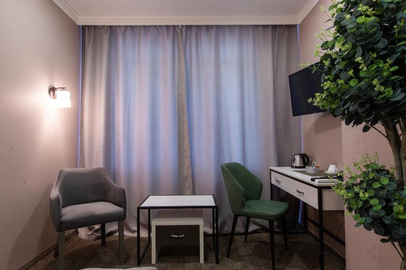 Standard Single Room image 3