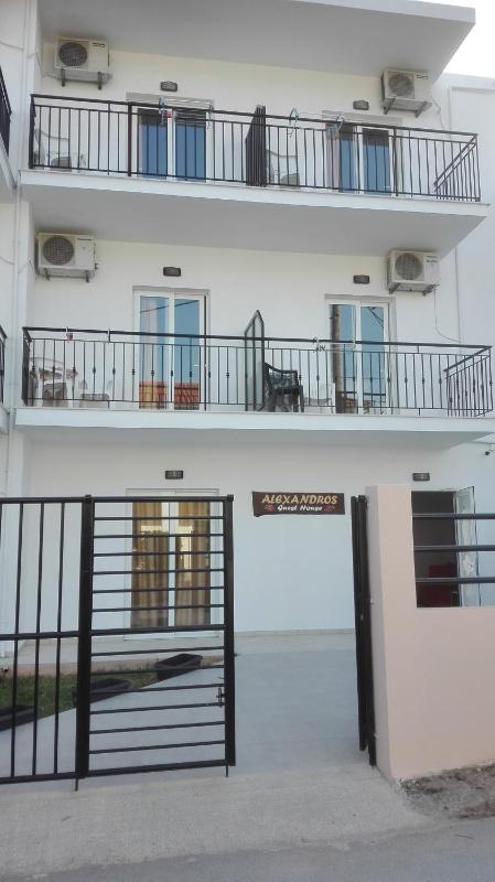 Alexandros Guest House - image 35