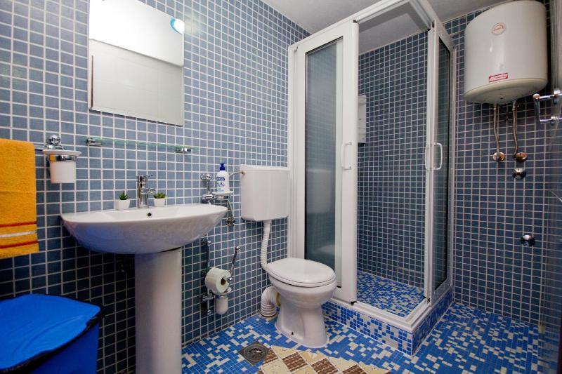 One-Bedroom Apartment with Sea View (4 Adults) image 4