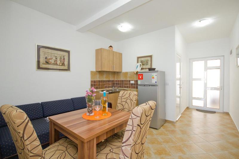 One-Bedroom Apartment with Sea View (3 Adults) image 2