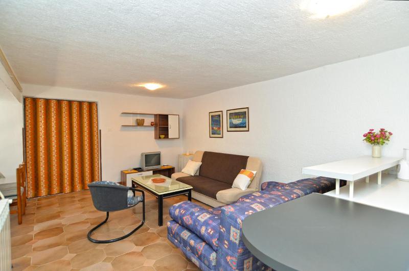 Apartment image 4