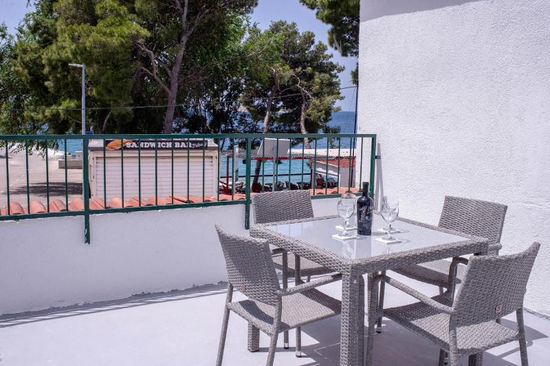 One-Bedroom Apartment with Sea View and Terrace image 2