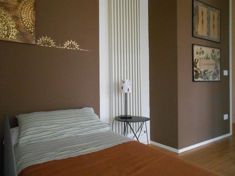 Deluxe Double Room (2 Adults + 1 Child) image 3