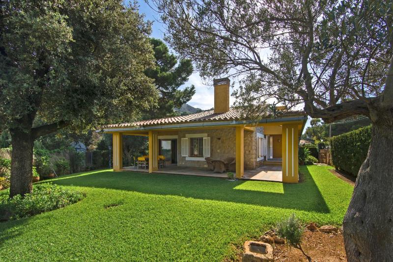 Three-Bedroom Villa image 2