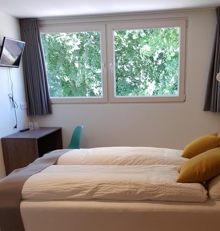 Double Room with Private Bathroom image 3