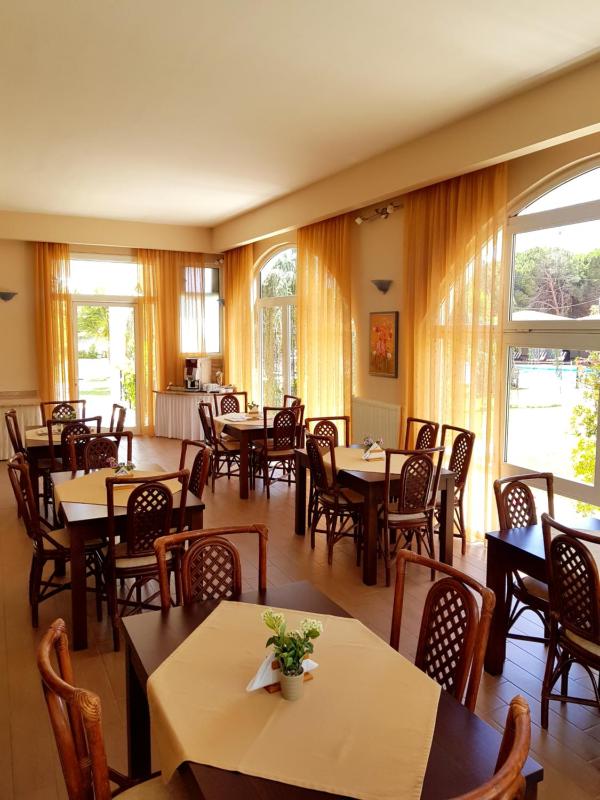 Hotel Kalamitsi Apartments - image 20