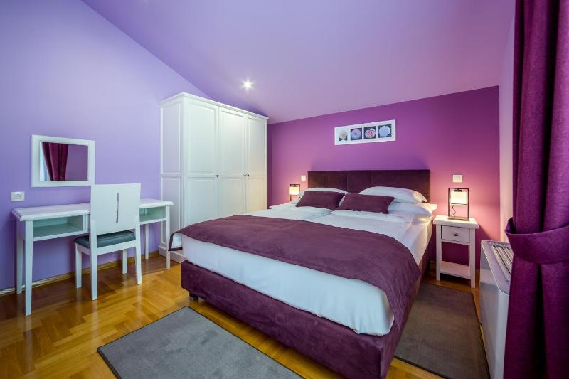 Hotel Domino - image 43