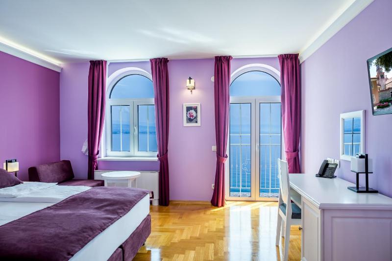 Hotel Domino - image 21