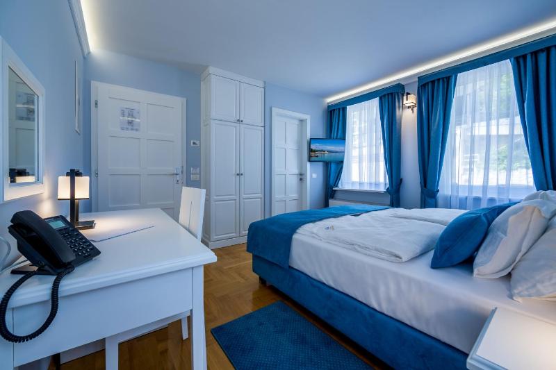 Hotel Domino - image 44