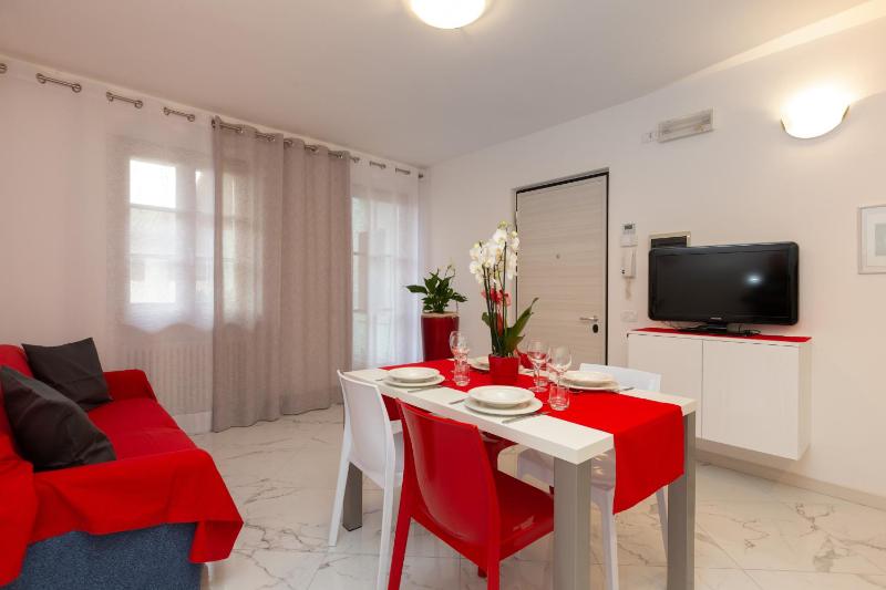 Superior Two-Bedroom Apartment with Balcony image 4