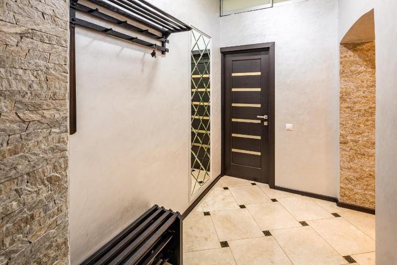 LeoApart near Rynok Square with 2 bedroom with balcony - image 15
