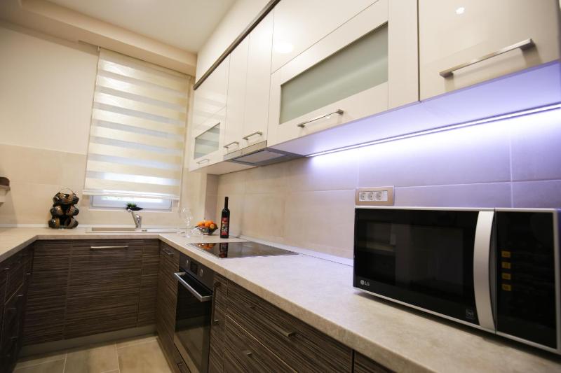 Apartman LUNA - image 12