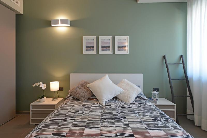 Executive Suite image 2