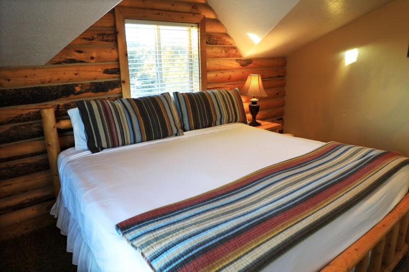 Two-Bedroom House image 3