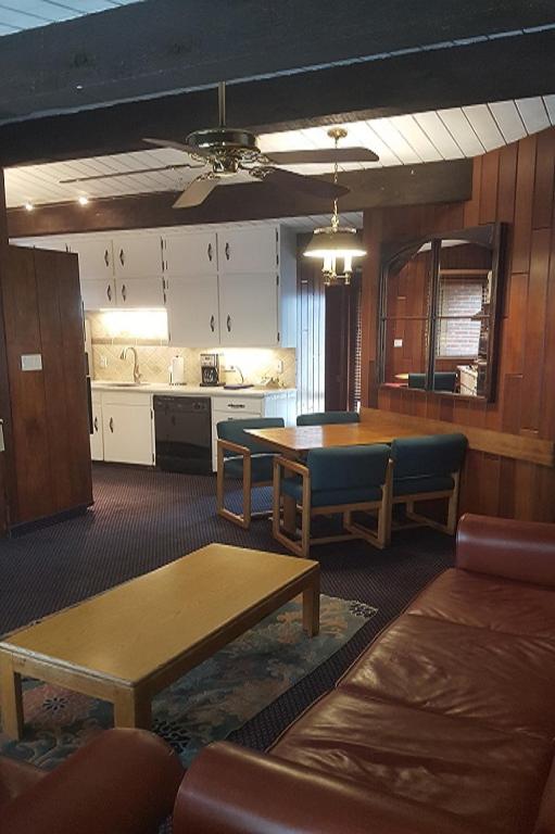 St Moritz Lodge and Condominiums - image 22