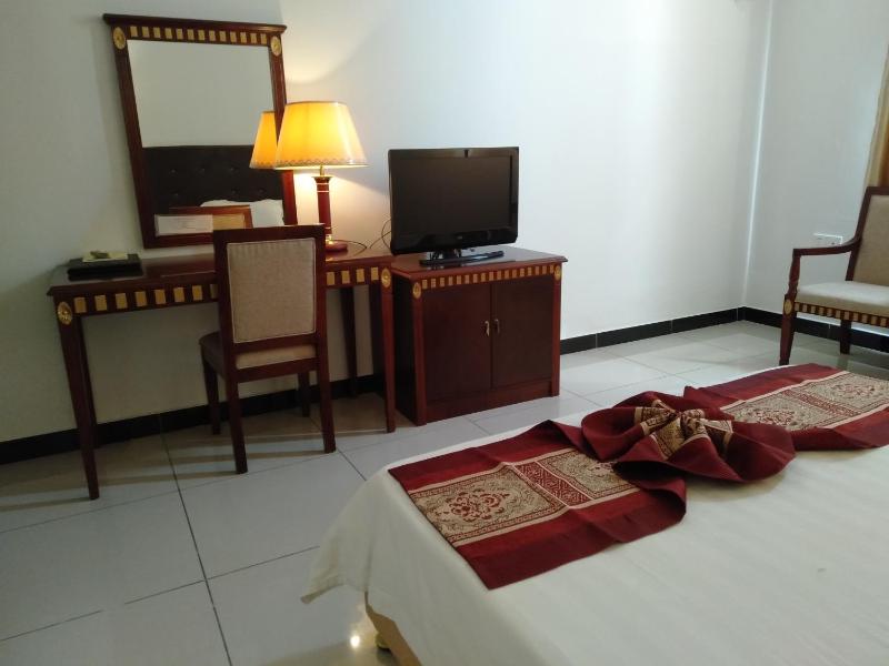 Excelsior Resort - image 2