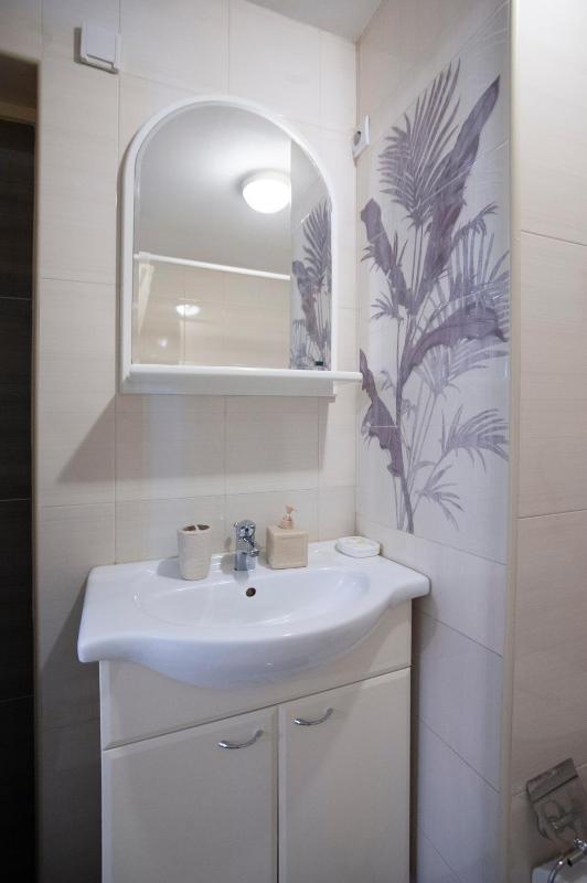 Studio Apartment (3 Adults) image 3