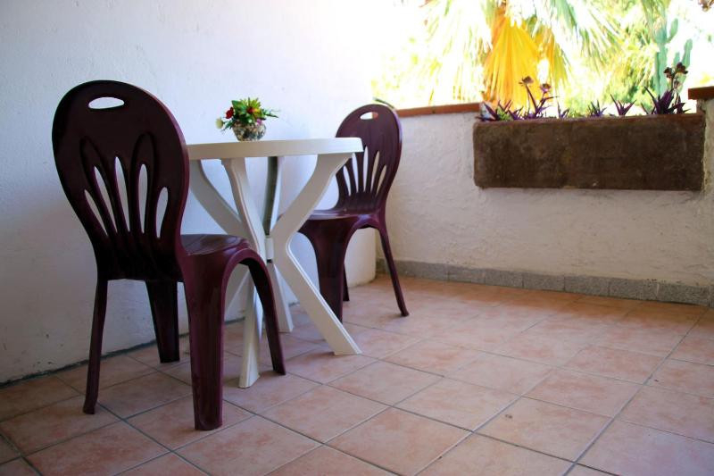 Economy Double Room image 4