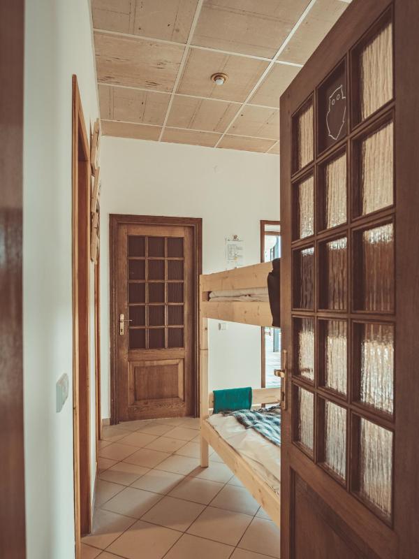 Bed in 6-Bed Mixed Dormitory Room image 2