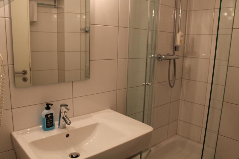Triple Room image 3