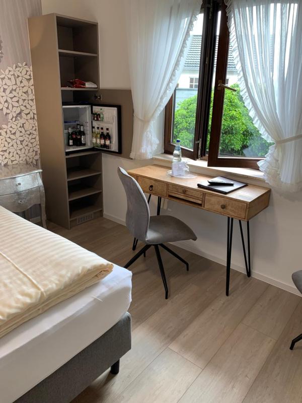 Standard Double Room - Main Building image 1