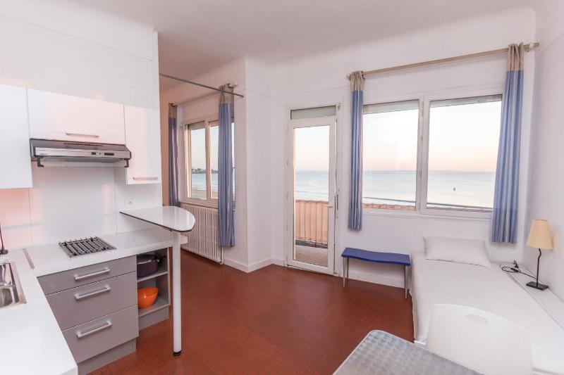 Hotel Le Trident Thyrsé - image 39